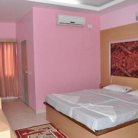 Hotel Barbareek Шиллонг Экстерьер фото