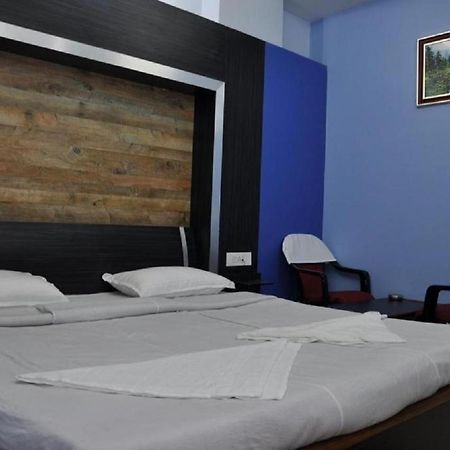 Hotel Barbareek Шиллонг Экстерьер фото
