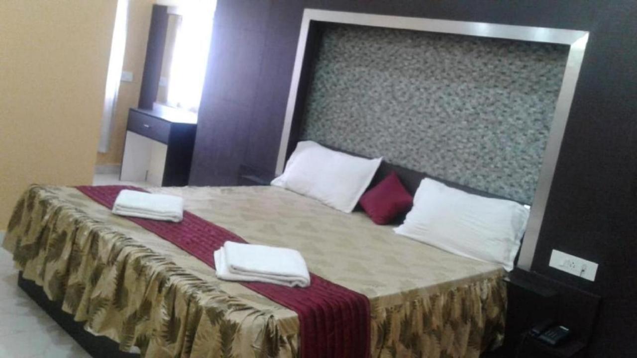 Hotel Barbareek Шиллонг Экстерьер фото