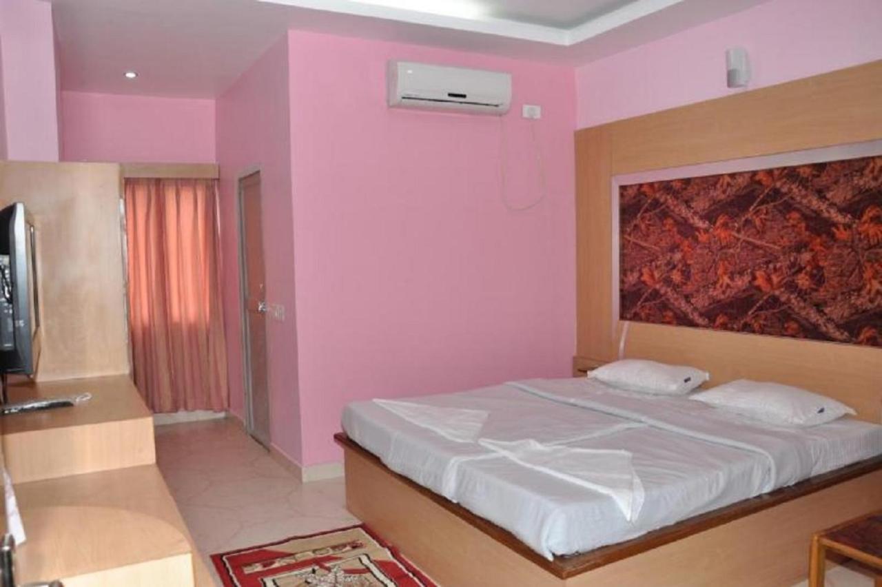 Hotel Barbareek Шиллонг Экстерьер фото