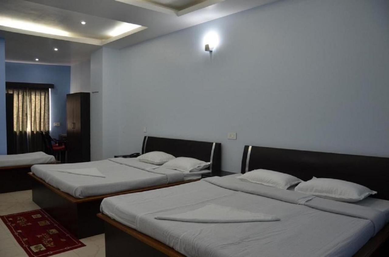 Hotel Barbareek Шиллонг Экстерьер фото