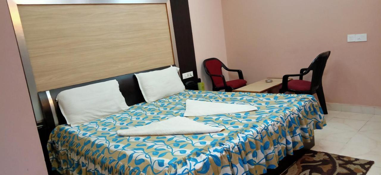 Hotel Barbareek Шиллонг Экстерьер фото
